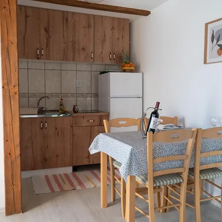 Grand Apartamento Mitrovac